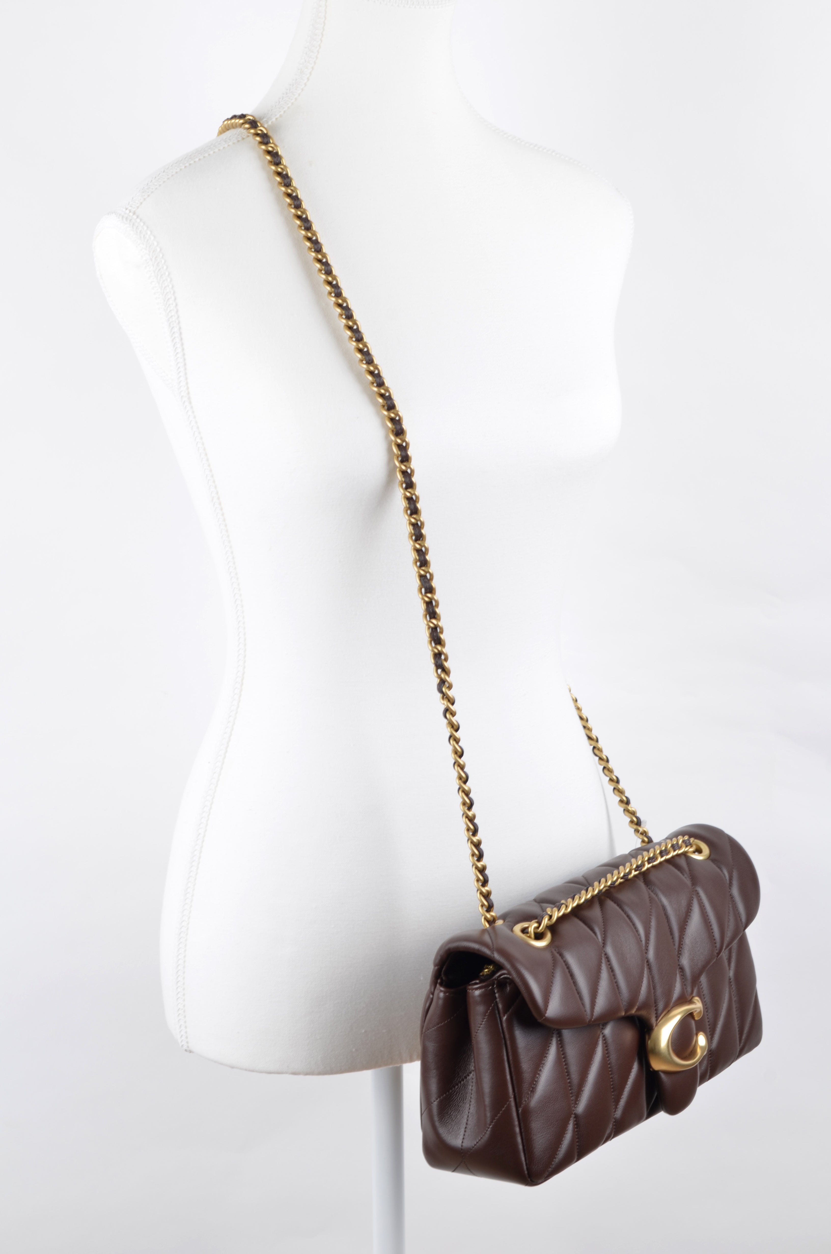 TABBY 26 QUILTED SHOULDER BAG