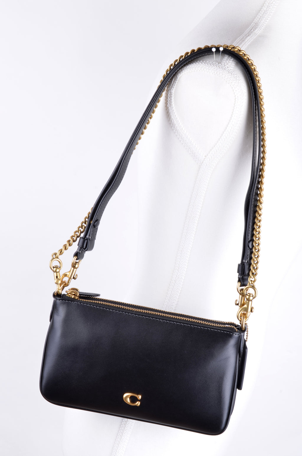 Bolsa Coach Kira Crossbody Negra de Piel