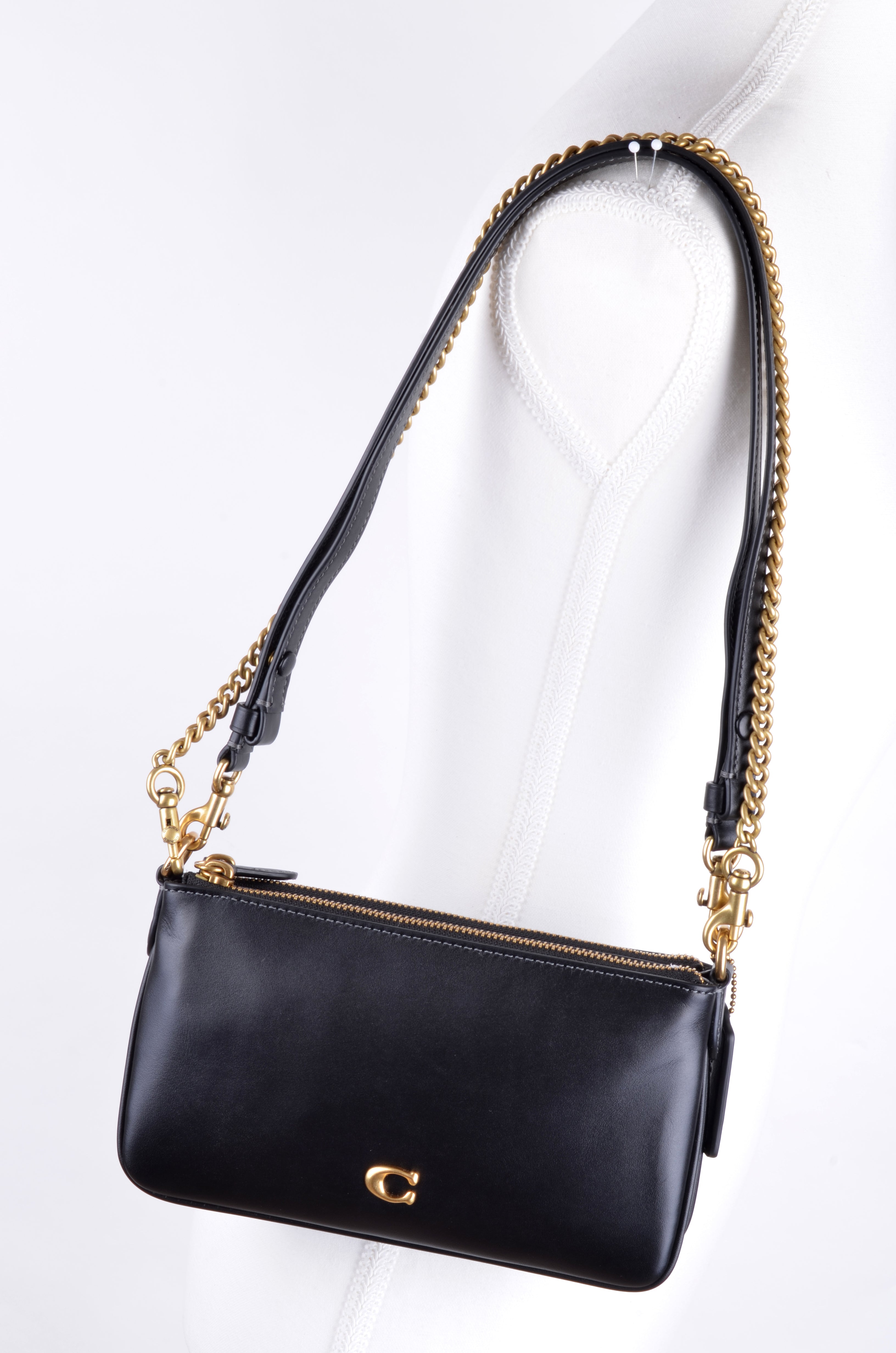 Bolsa Coach Kira Crossbody Negra de Piel
