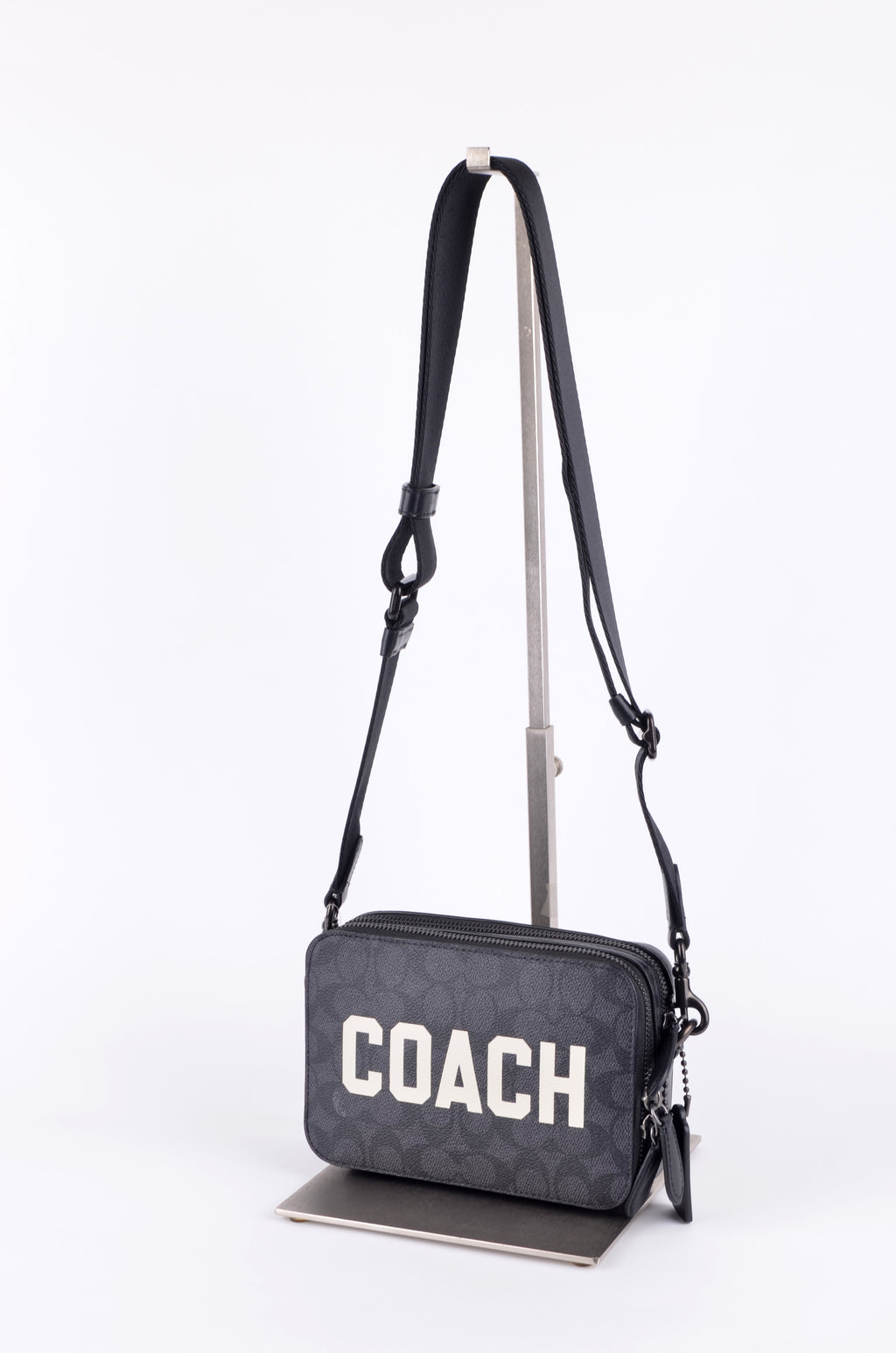 Bolsa Crossbody Coach – Monograma Signature con Logotipo Varsity