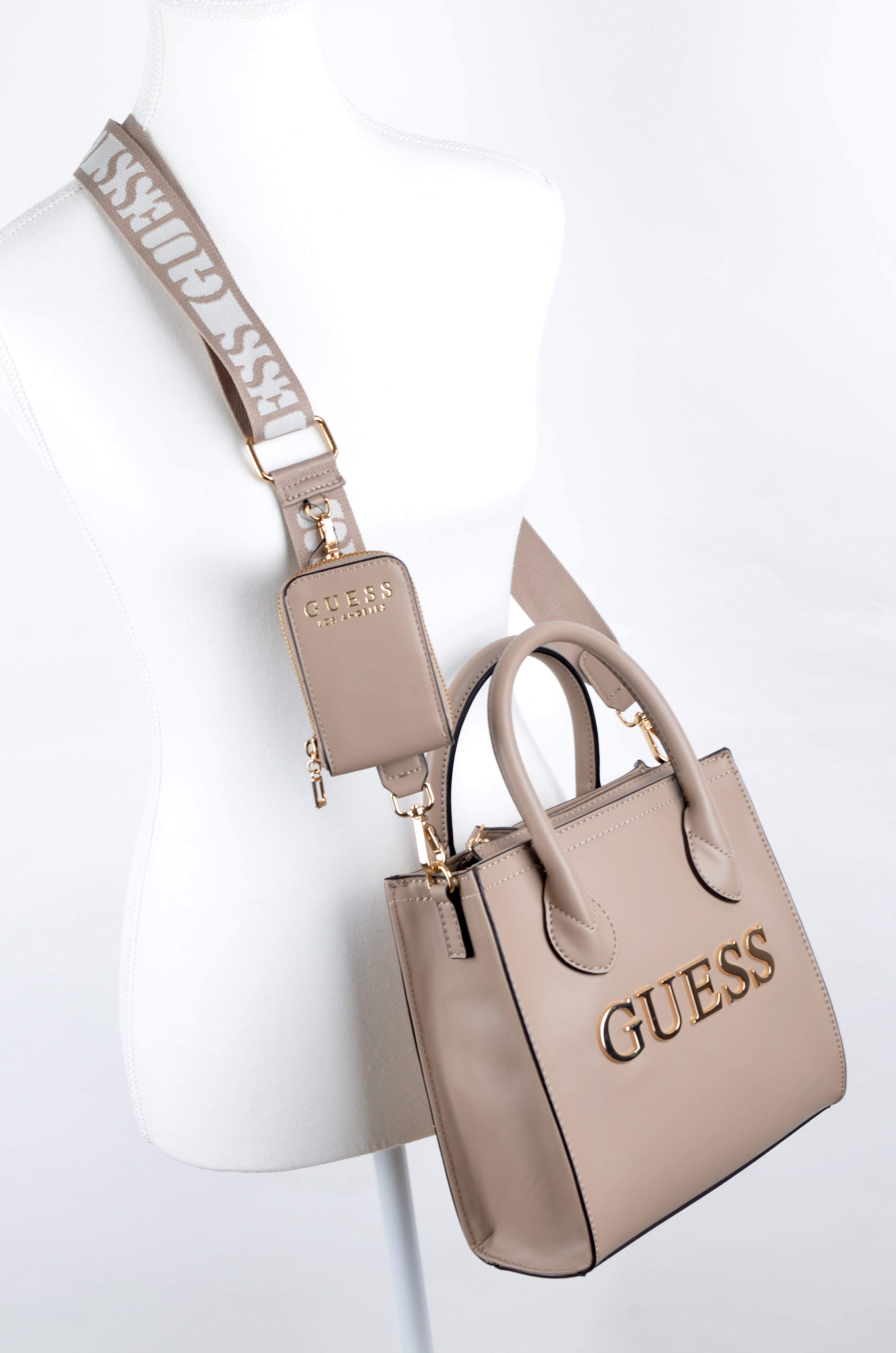 Bolsa Guess Satchel Taupe con Correa Logo y Monedero