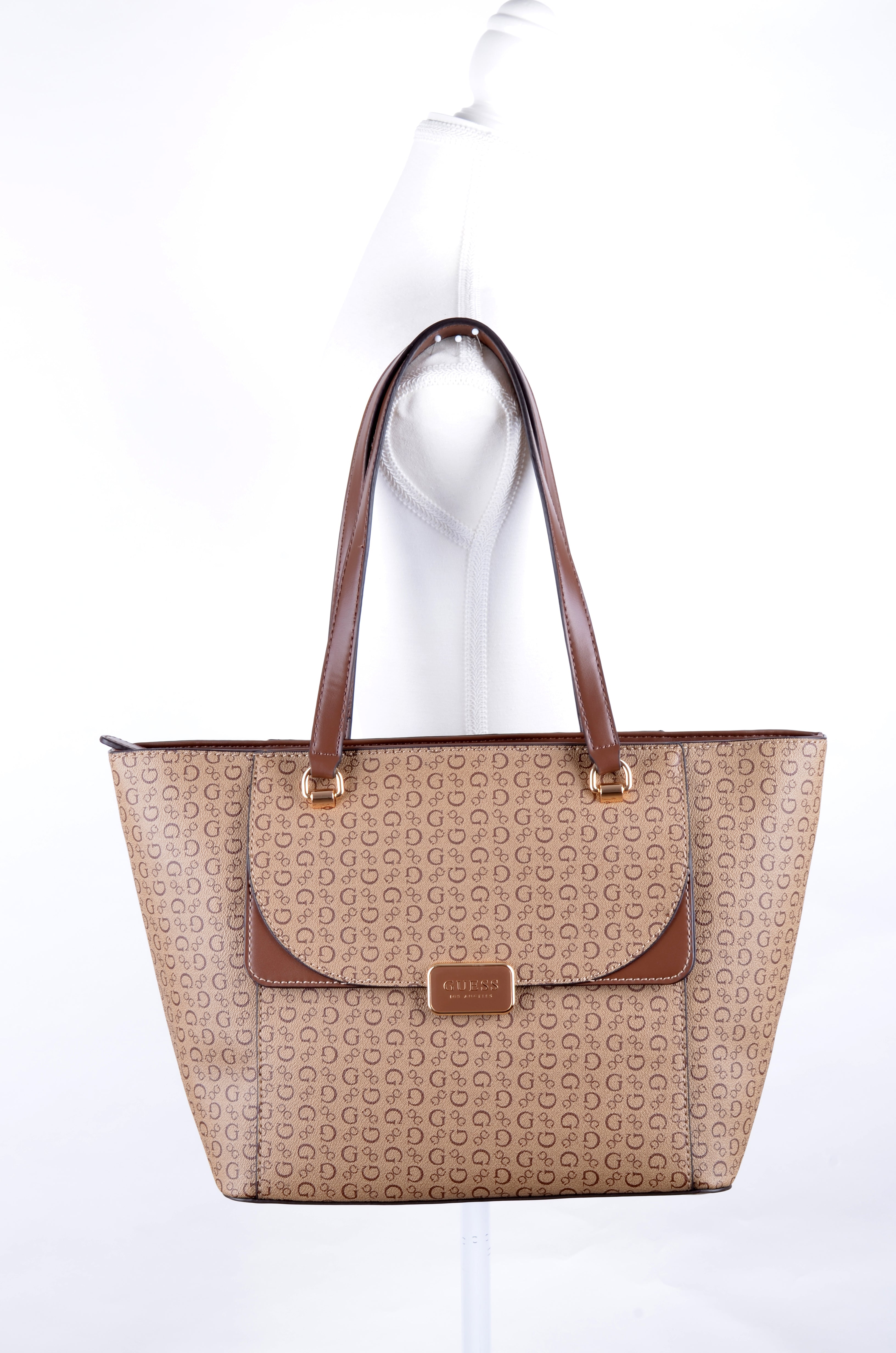 Tote Guess Beige Monograma con Solapa