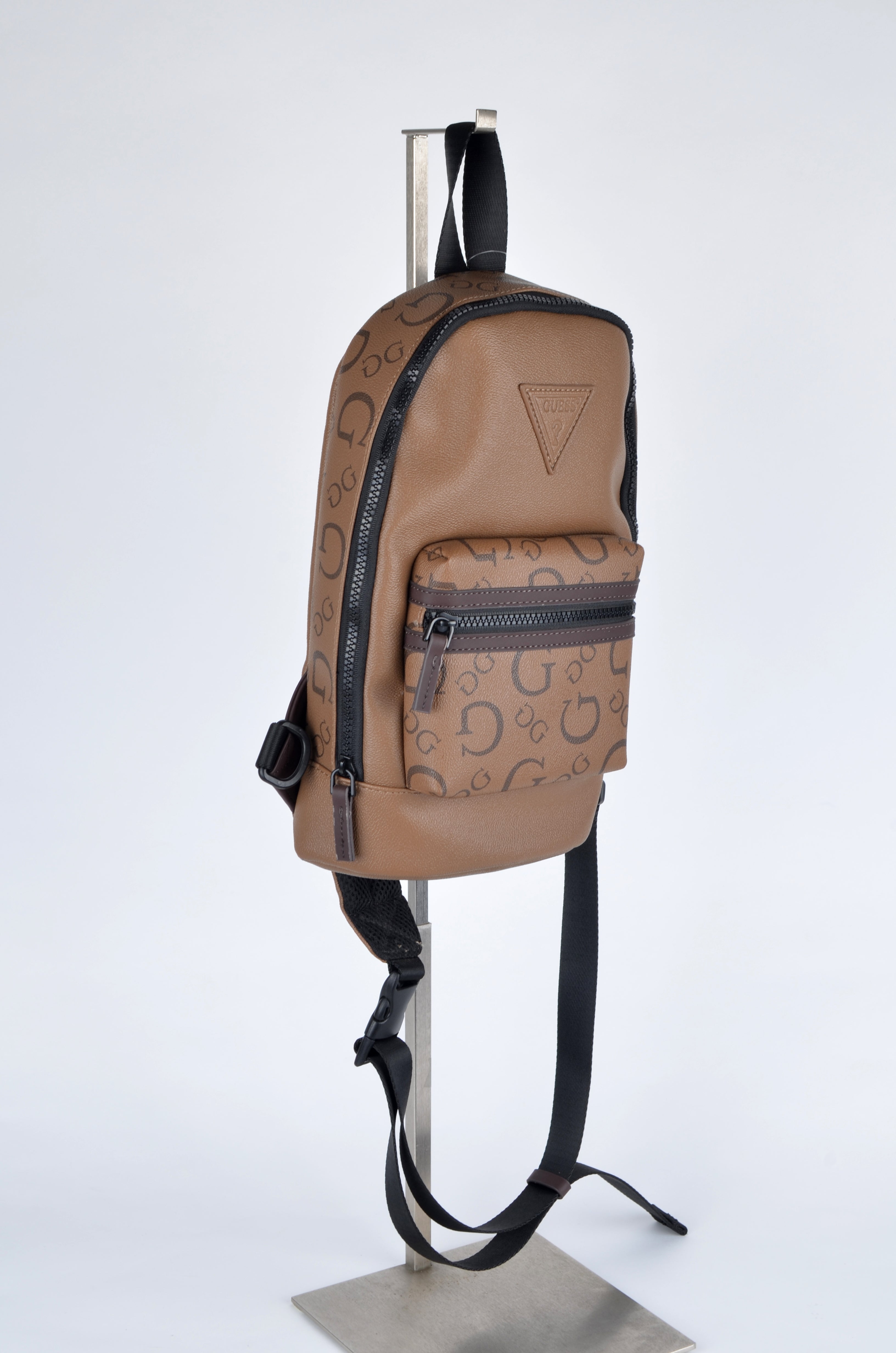 Pechera Guess Café Monograma