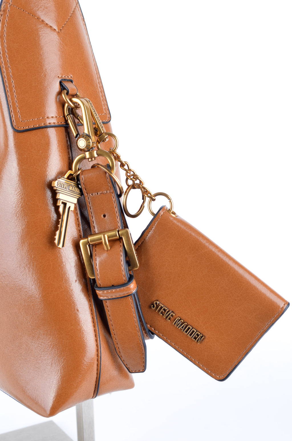HOBO CON CHARM