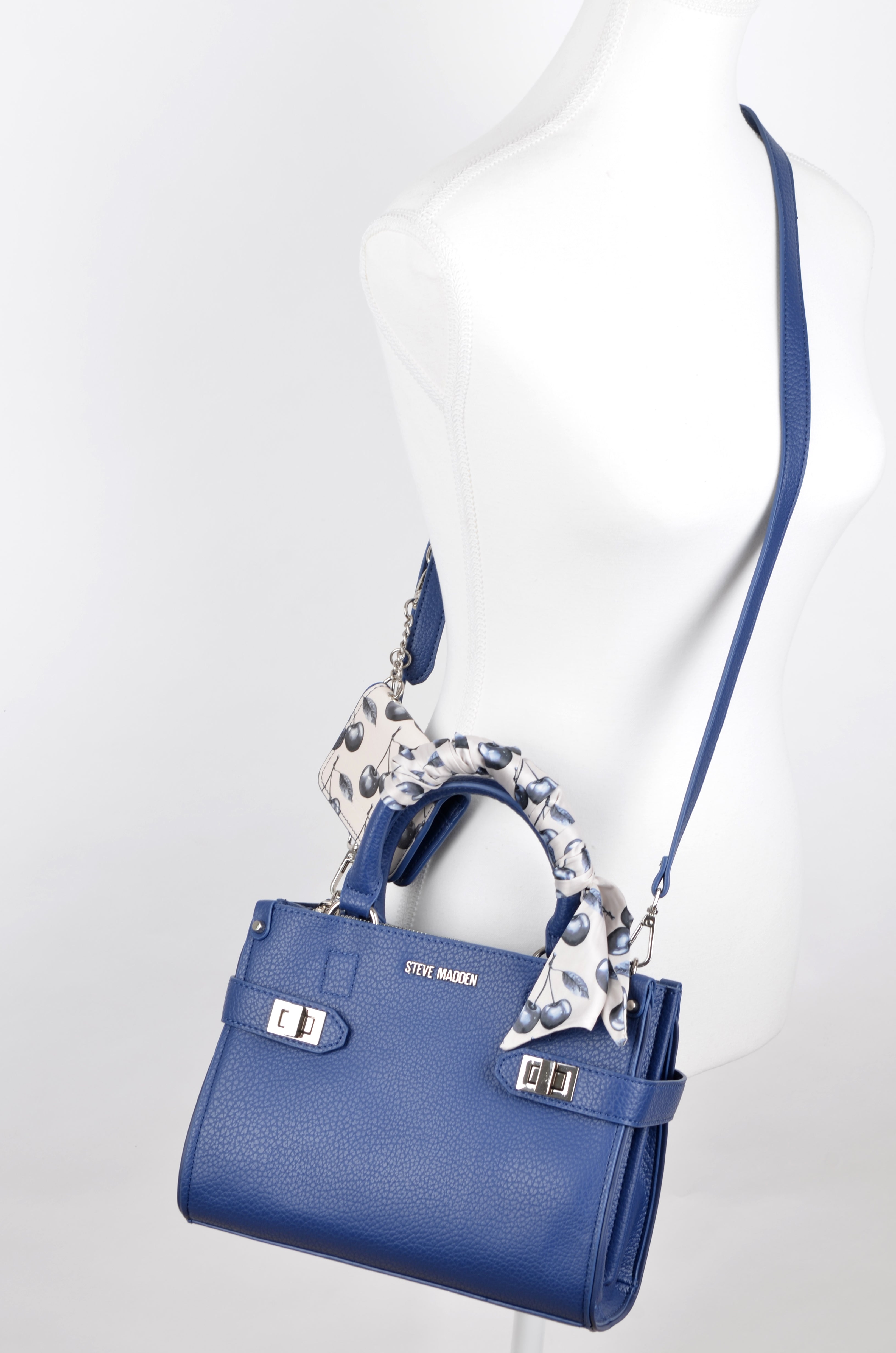 Bolsa Steve Madden Satchel Azul con Pañuelo y Pouch crossbody