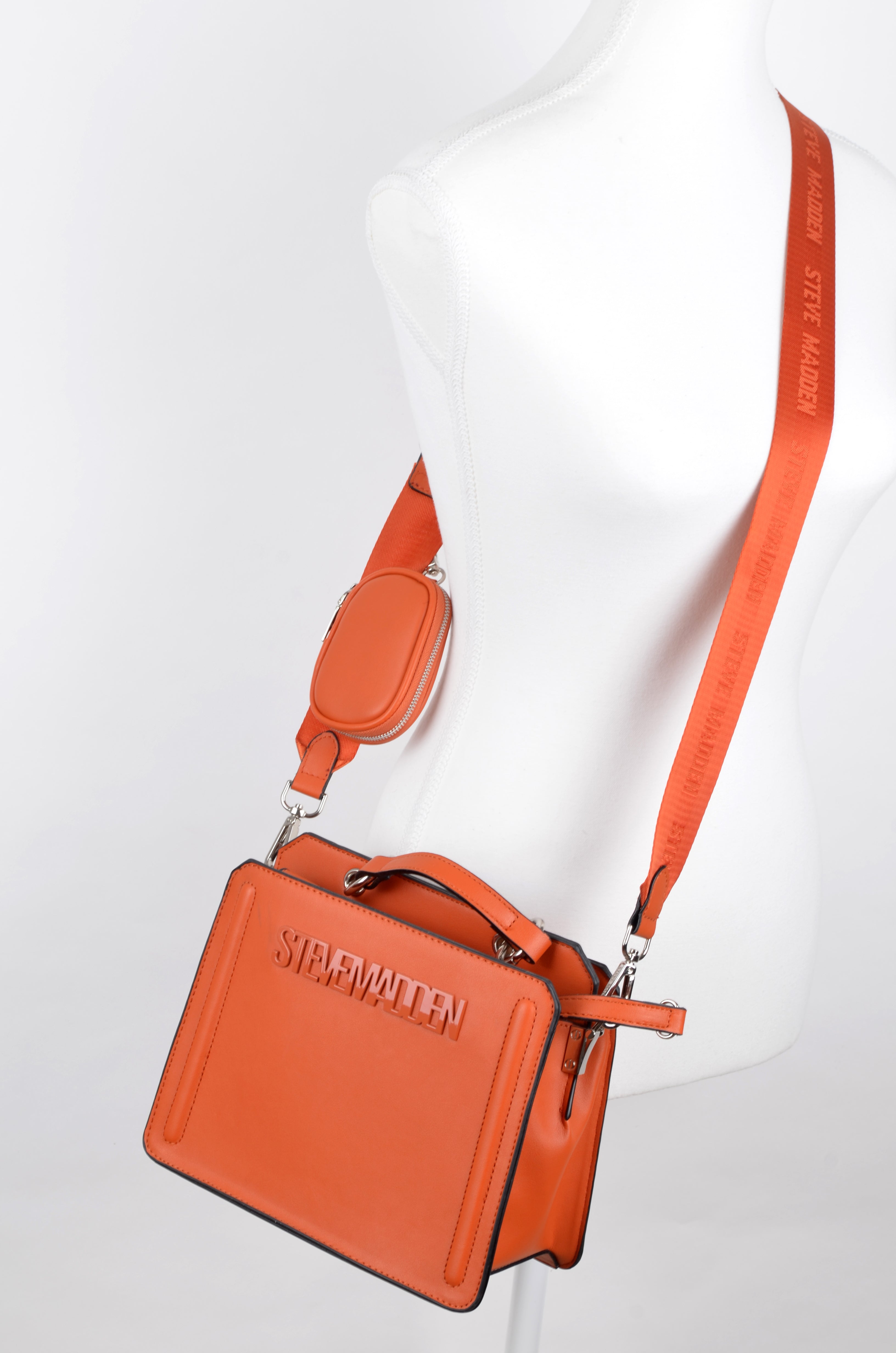 Crossbody Steve Madden Naranja con Pouch