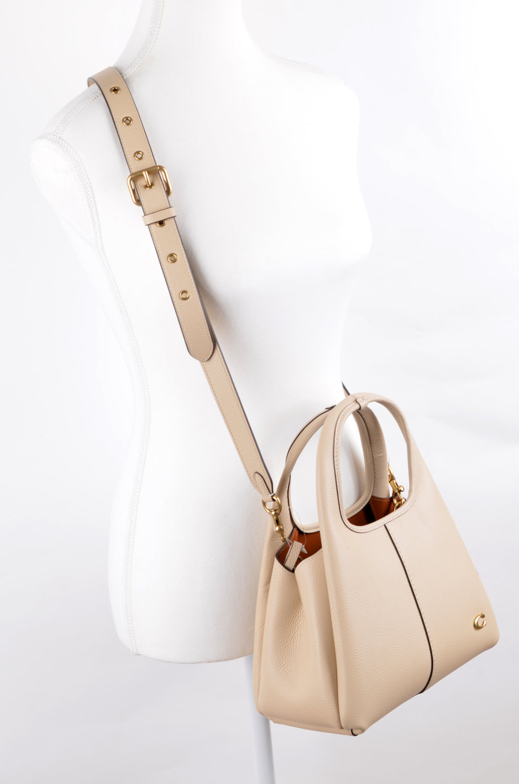 LANA SHOULDER BAG 23
