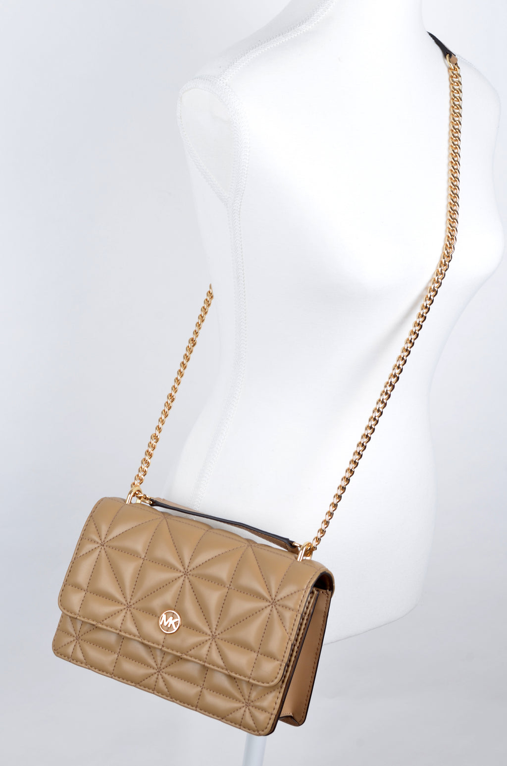 Bolsa Michael Kors de Hombro Camel Acolchada con Cadena