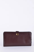 Cartera Coach Larga Café de Piel con Broche