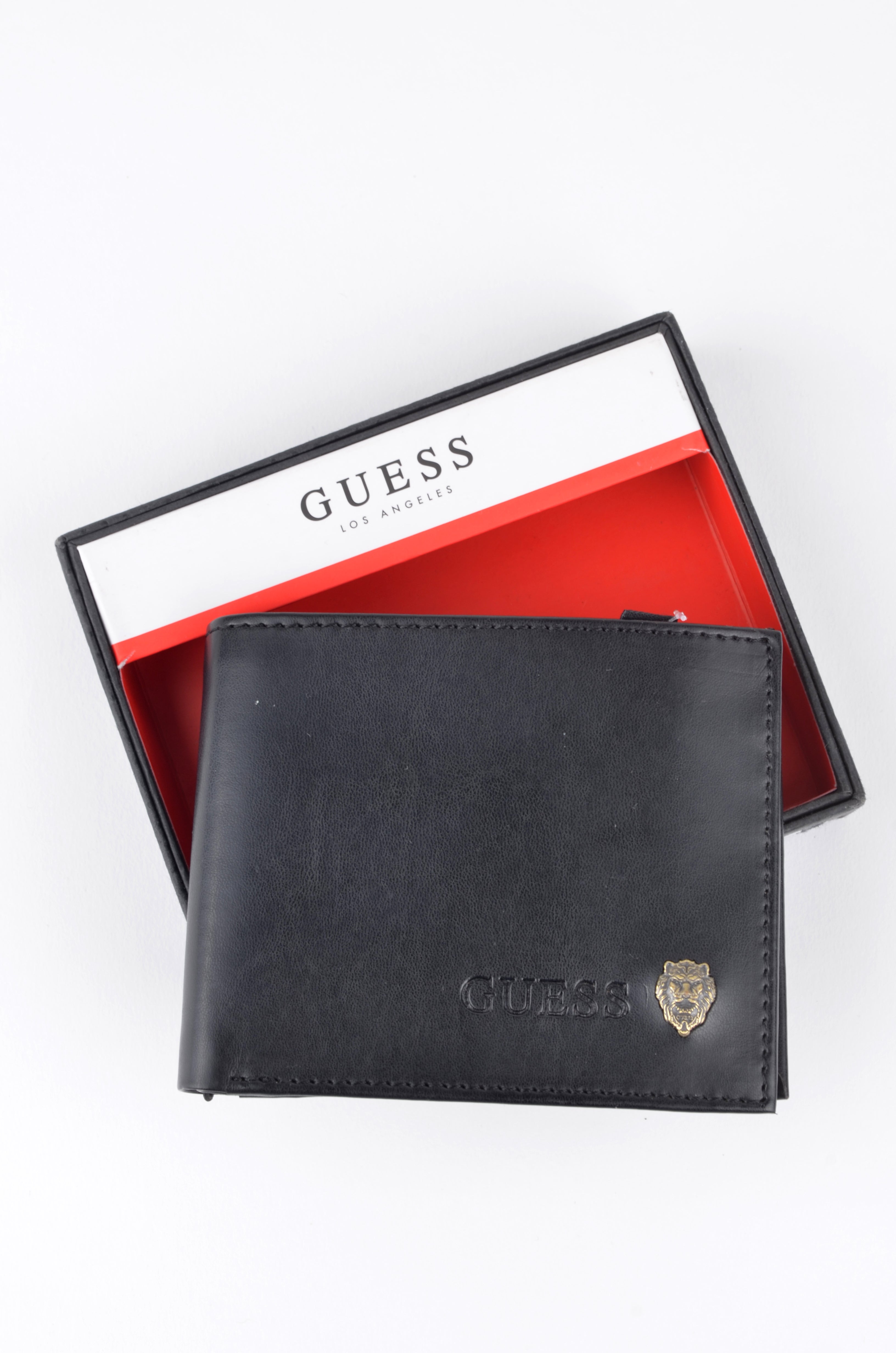 Cartera Guess Negra con Emblema de León