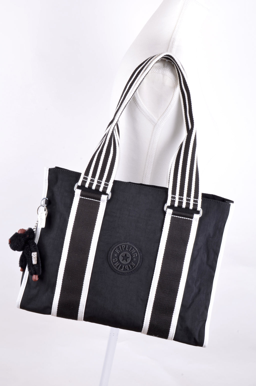 Tote Kipling Negra de Nylon