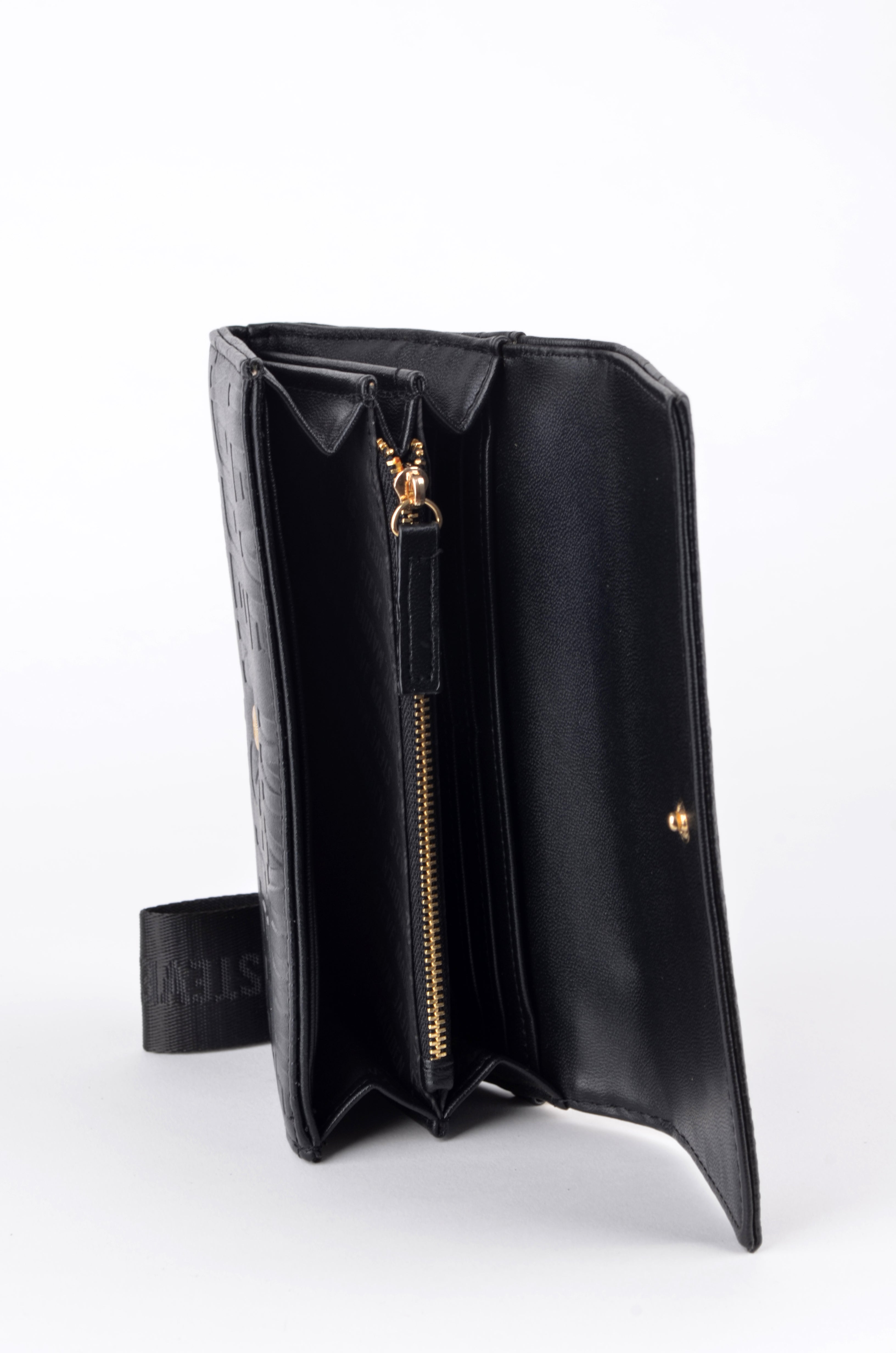 Cartera Steve Madden Larga Negra con Estampado Tipográfico