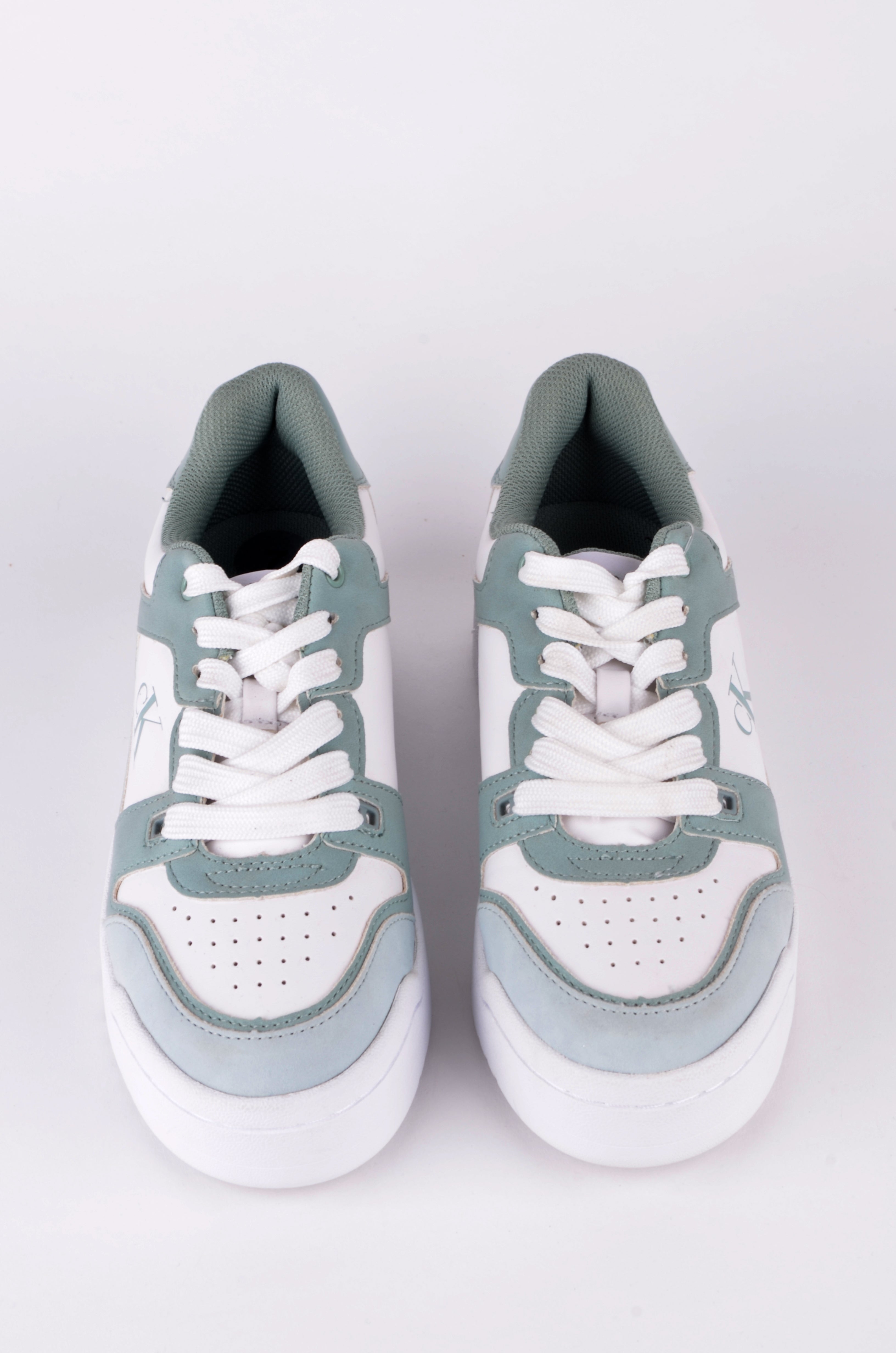 Tenis Calvin Klein Blancos y Verde Menta