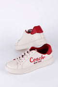 Tenis Casuales Coach – Estilo Urbano con Logotipo Script en Guinda