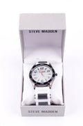 Reloj Steve Madden Plateado con Carátula Blanca y Correa Perforada