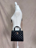 CROSSBODY GUESS NEGRA ACOLCHADA